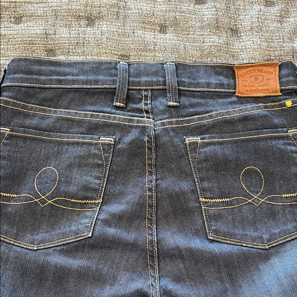 Lucky Brand Women's Dark Blue Mid Rise Jeans